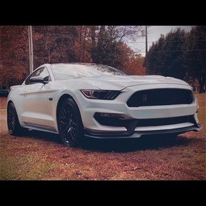 Meet your Posher, Valentino